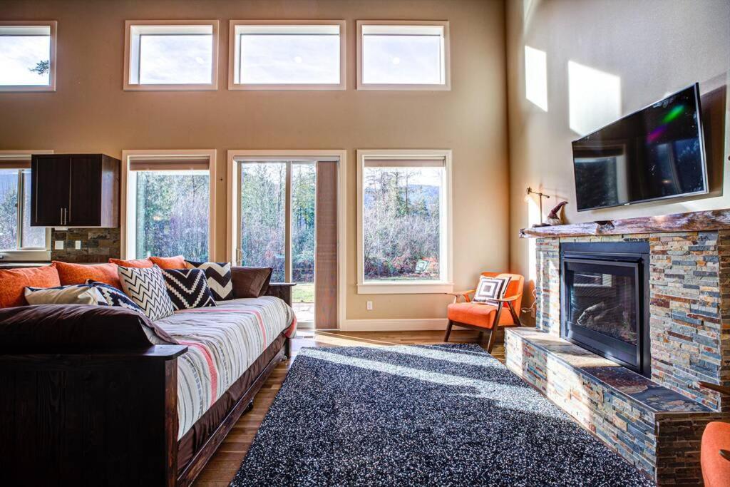 Newly Built Modern Chalet Duplex - 1 Mount Hood Village Exterior photo